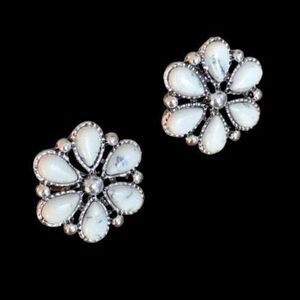 Western White Buffalo Style Blossom Earrings, Silver Tone Stone Studs